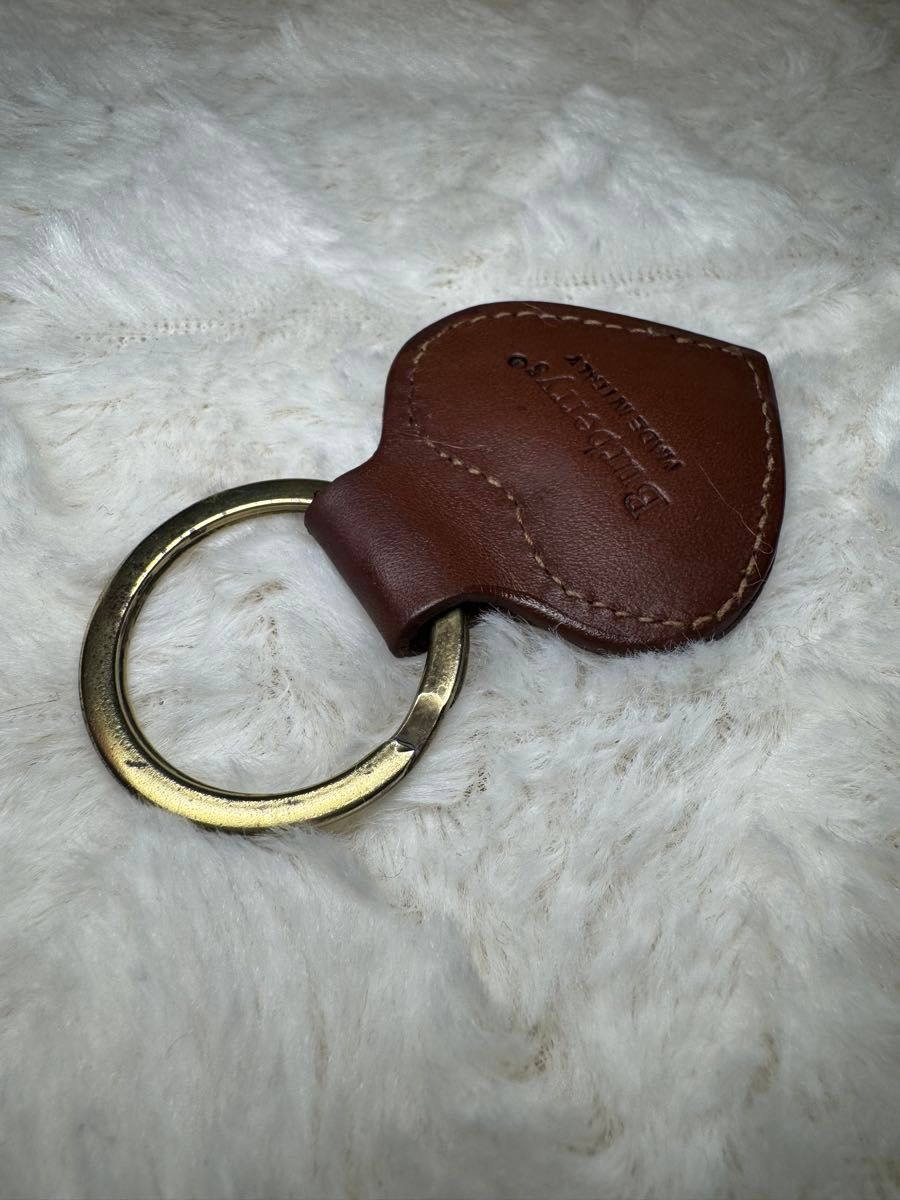 BURBERRY バーバリー キーリング ノバチェック ハート 箱付き BURBERRY バーバリー キーリング ノバチェック ハート 箱付き