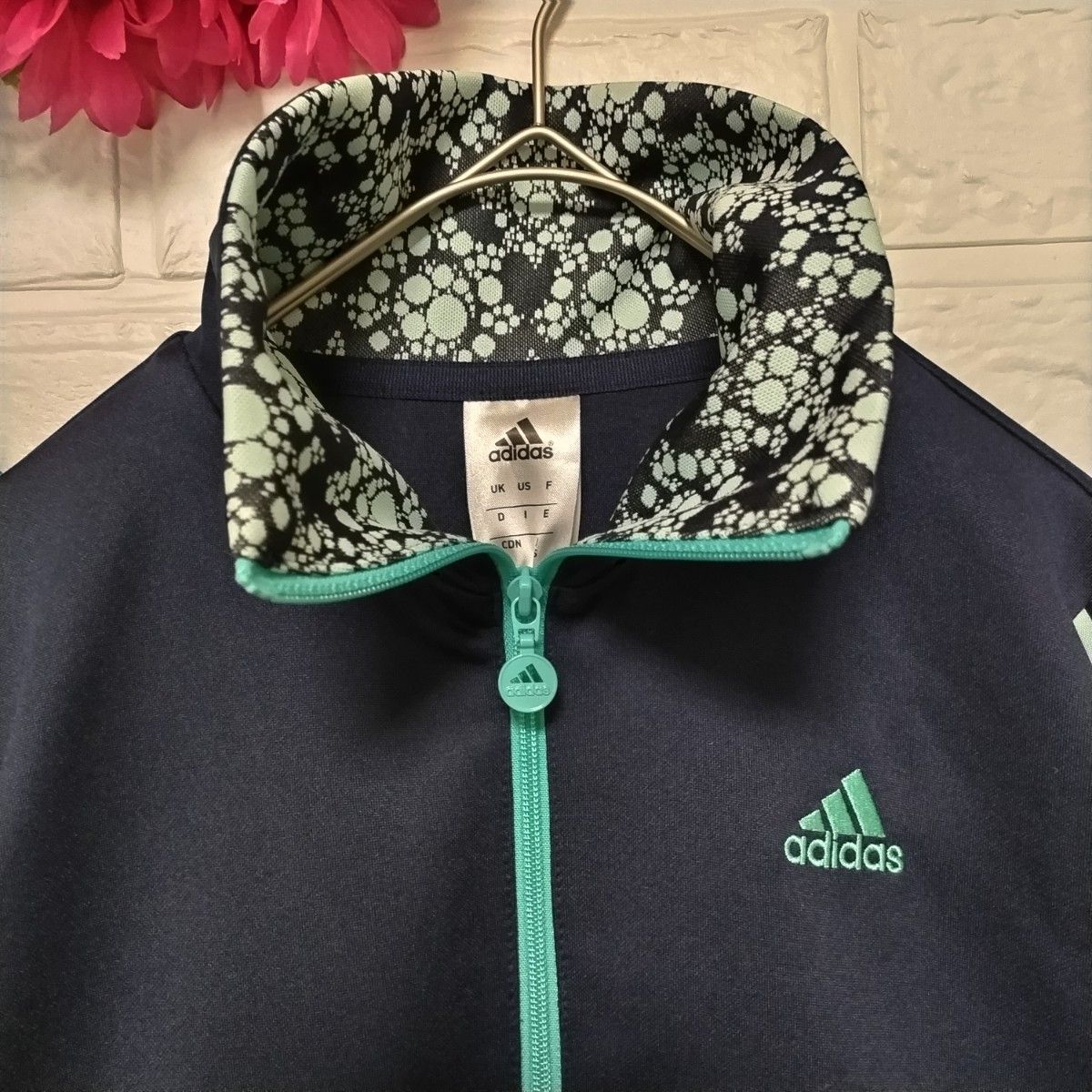 ゴールデウィーク値下げ 【アディダス】 adidas 新品未使用 ゴールデウィーク値下げ 【アディダス】 adidas 新品未使用