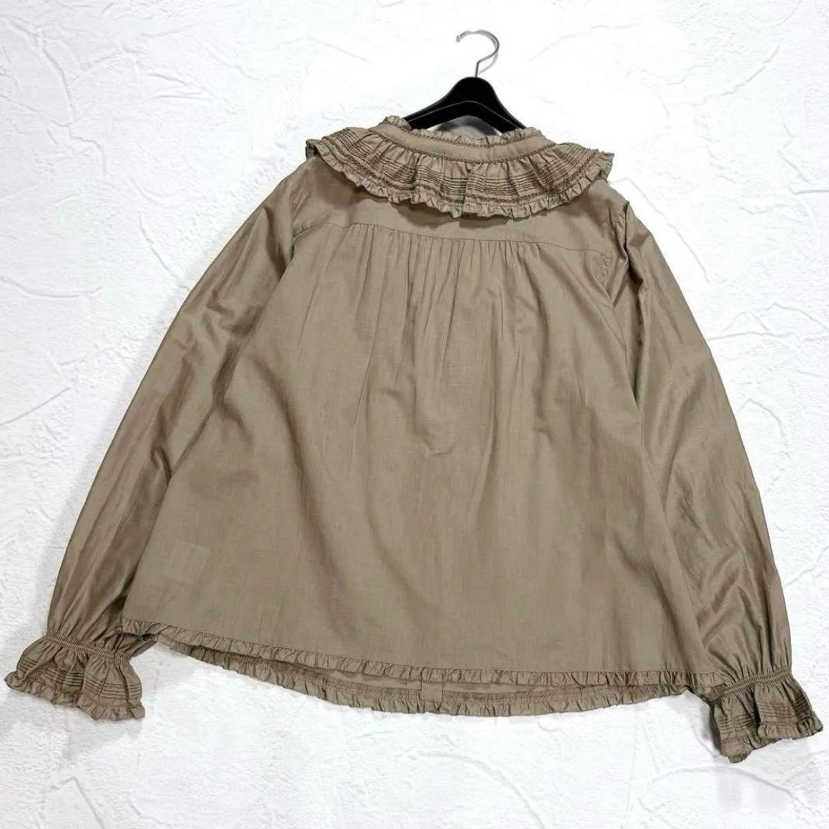 タグ付き ピンクハウス ブラウス 綿ローン リボンブローチ付き タグ付き ピンクハウス ブラウス 綿ローン リボンブローチ付き
