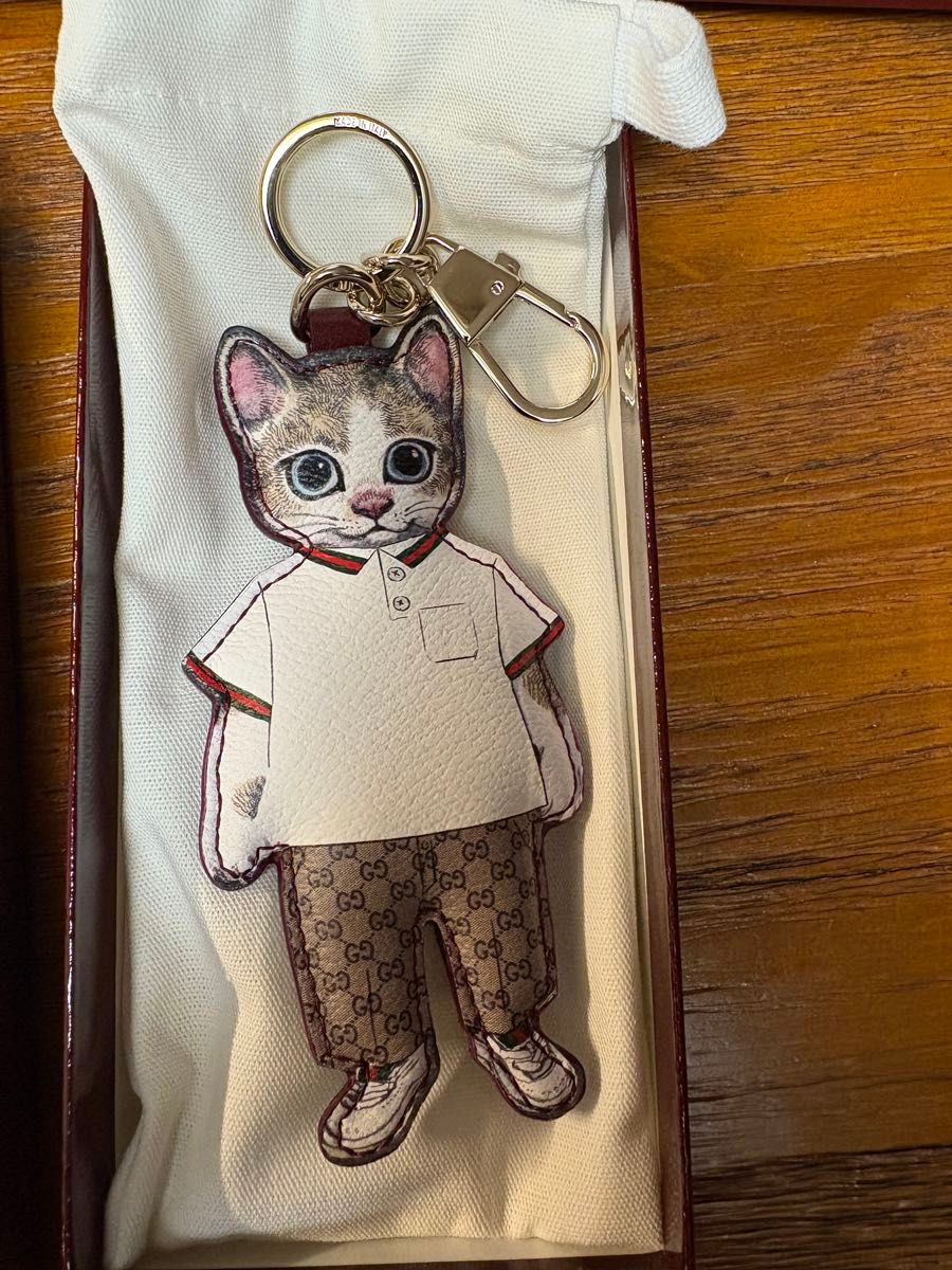 新品未使用 GUCCI ヒグチユウコ 猫 チャーム ボリス&ボー 2個 新品未使用 GUCCI ヒグチユウコ 猫 チャーム ボリス&ボー 2個