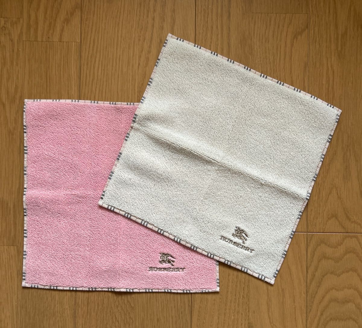 BURBERRY バーバリー タオルハンカチ 2枚セット 未使用|Yahoo BURBERRY バーバリー タオルハンカチ 2枚セット 未使用|Yahoo