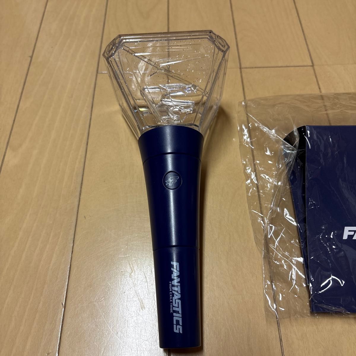 GW値下げ FANTASTICS ペンライト スティックライト フラッグ GW値下げ FANTASTICS ペンライト スティックライト フラッグ