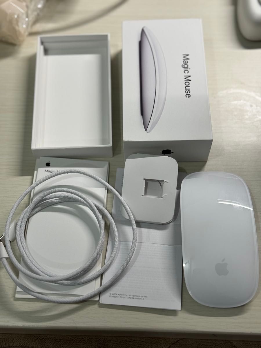 アップル AppleMagic Mouse(USB-C) - ホワイト(Multi-Touch アップル AppleMagic Mouse(USB-C) - ホワイト(Multi-Touch