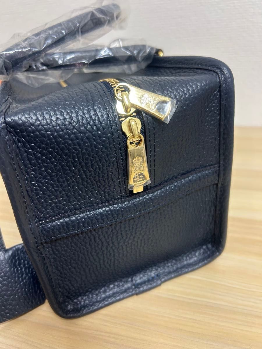 新品】ADMJ エーディーエムジェイ レザー ハンドバッグ トート 新品】ADMJ エーディーエムジェイ レザー ハンドバッグ トート