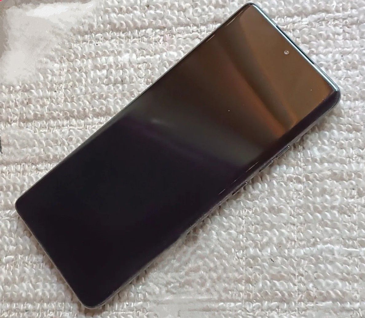 MOTOROLA edge 50s pro ブラック おまけ付き 極美品｜Yahoo