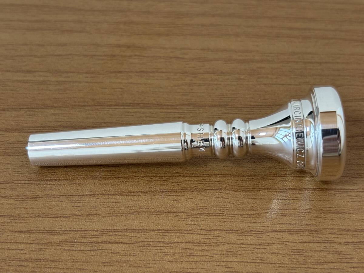 マーシンキウィッツ E9.1 ボビー・シューモデル1.5 銀メッキ マーシンキウィッツ E9.1 ボビー・シューモデル1.5 銀メッキ
