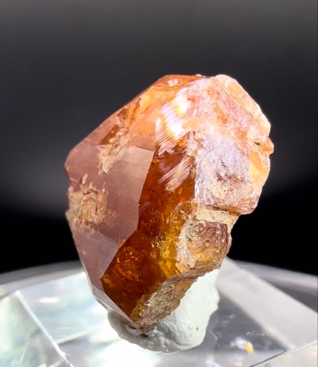 特大 エメラルド 原石 126 7ct 六角柱 ヘキサゴン 天然 特大 エメラルド 原石 126 7ct 六角柱 ヘキサゴン 天然