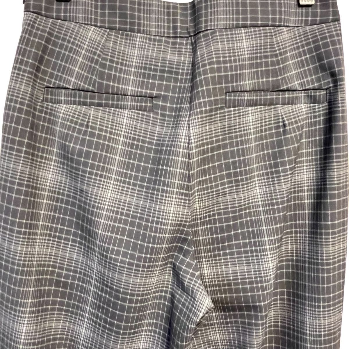 美品24h以内発送】DES PRE'S(デプレ) セミワイドパンツ グレー 美品24h以内発送】DES PRE'S(デプレ) セミワイドパンツ グレー