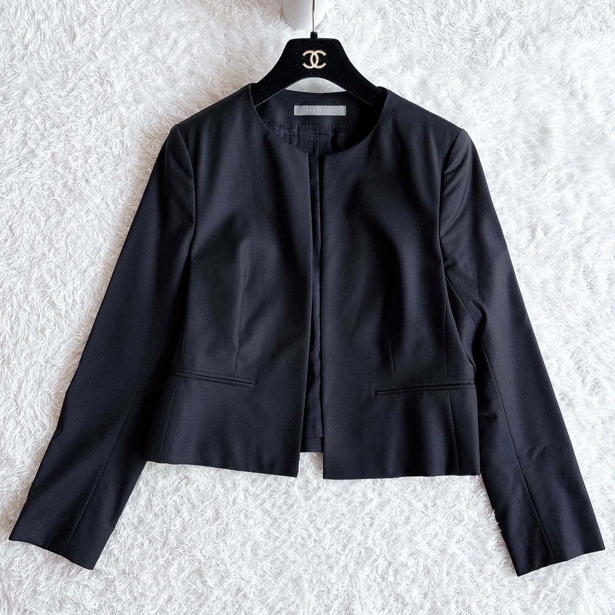 セオリーリュクス EXECUTIVE ノーカラージャケット ブラック 黒 セオリーリュクス EXECUTIVE ノーカラージャケット ブラック 黒