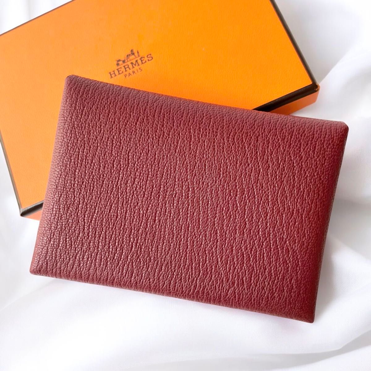 未使用品 エルメス カルヴィ デュオ ボルドー 財布 カードケース 未使用品 エルメス カルヴィ デュオ ボルドー 財布 カードケース