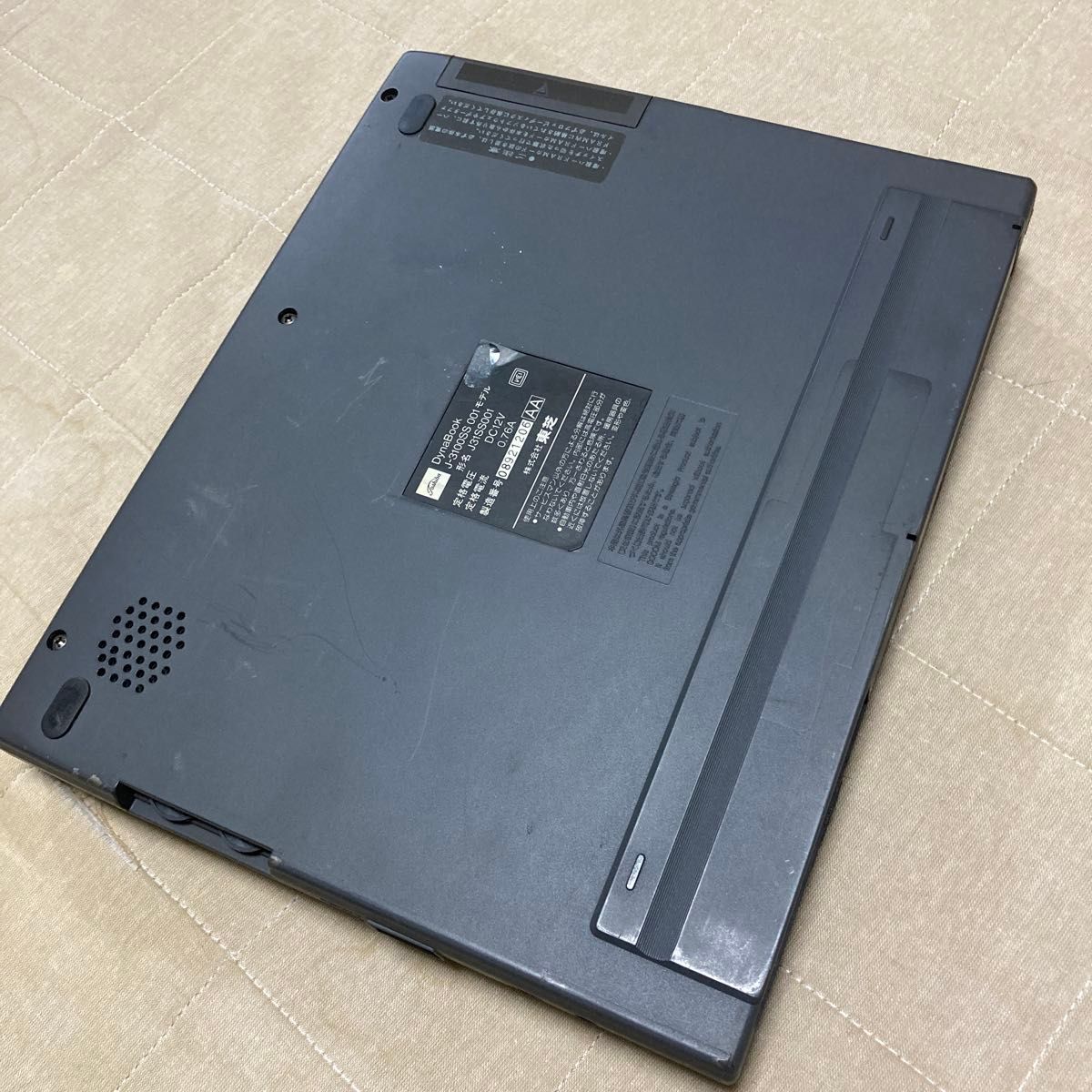 DynaBook J-3100SS ノートパソコン ACアダプタ付き ジャンク DynaBook J-3100SS ノートパソコン ACアダプタ付き ジャンク