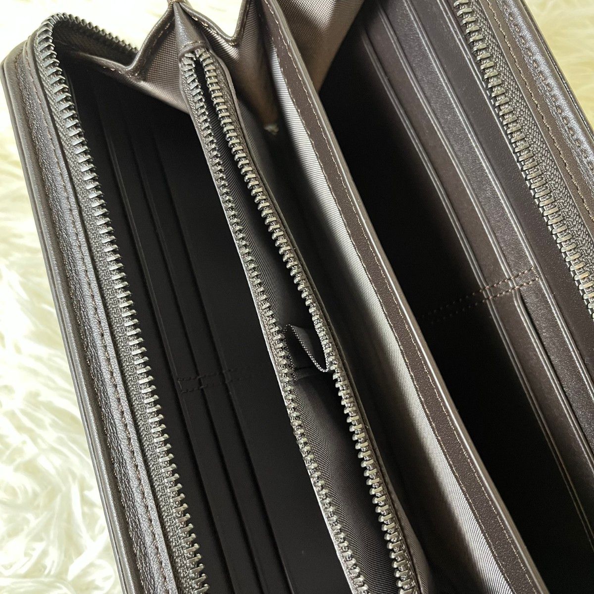 新品未使用 TUMI CAMDEN 長財布 ラウンドジップ 箱付き|Yahoo 新品未使用 TUMI CAMDEN 長財布 ラウンドジップ 箱付き|Yahoo