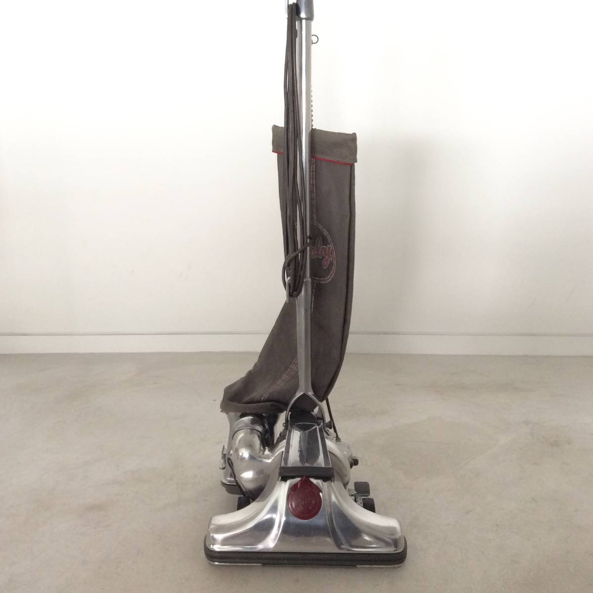 ヴィンテージ 掃除機 Vintage KIRBY Vacuum Cleaner 感謝価格 1950年代モデル 50's model 78％以上節約