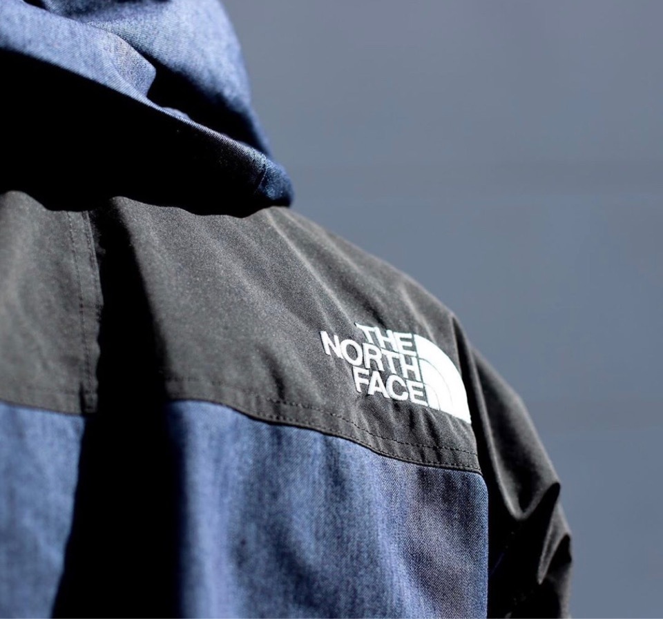 【Lサイズ/即日発送】THE NORTH FACE (ザ・ノースフェイス) マウンテンライトデニムジャケット ナイロンインディゴデニム_画像2