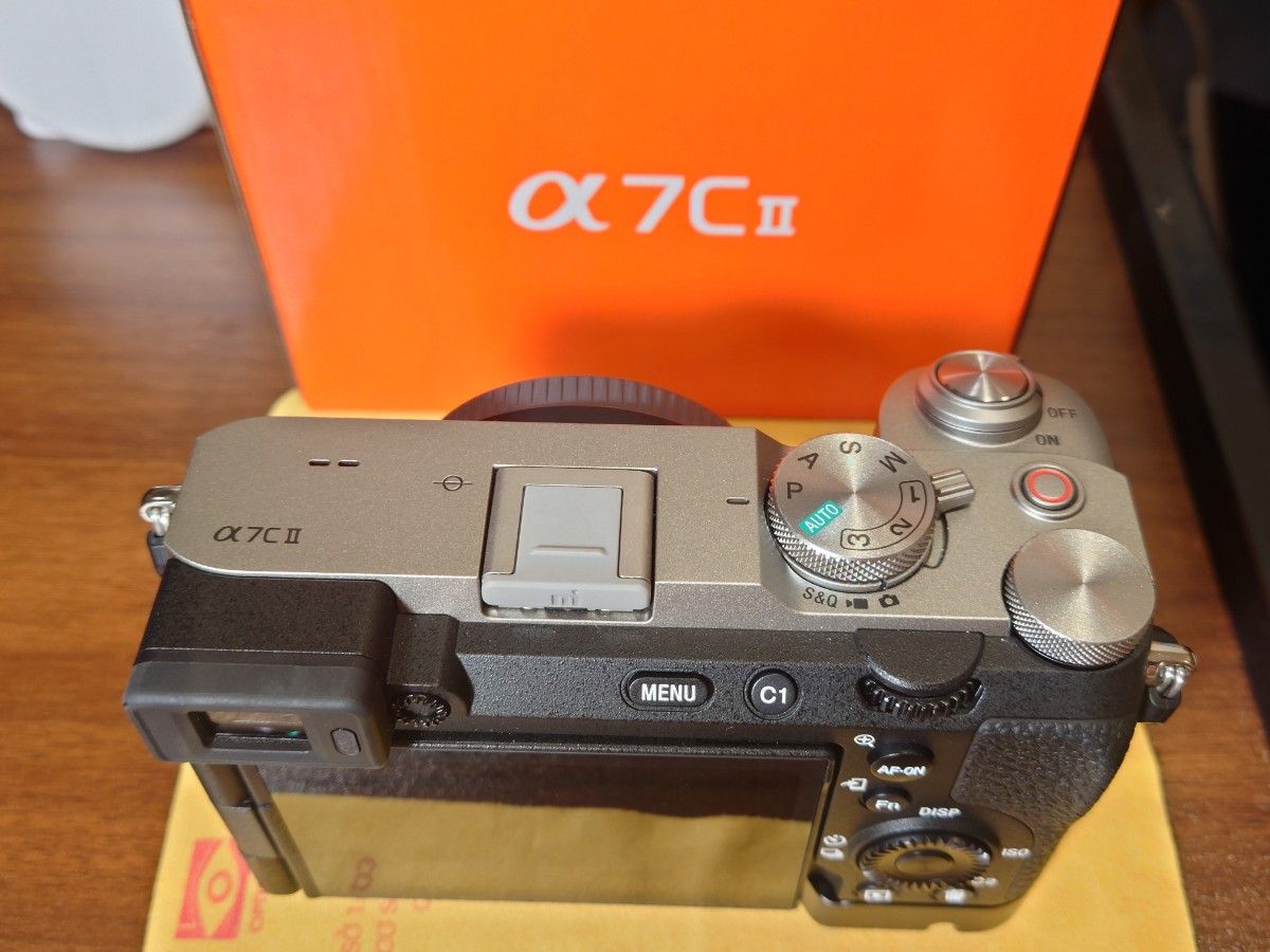 α7C II ILCE-7CM2 シャッター300以下 Smallrig ベース付|Yahoo α7C II ILCE-7CM2 シャッター300以下 Smallrig ベース付|Yahoo