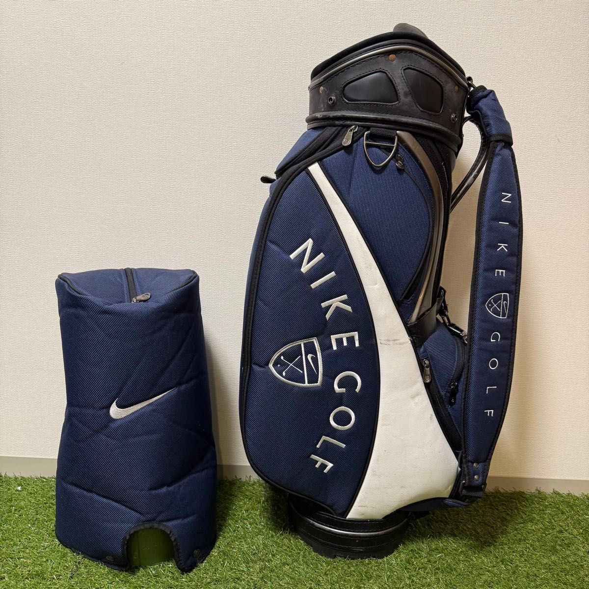 NIKE ナイキ キャディバッグ ゴルフバッグ ネイビー系 フード NIKE ナイキ キャディバッグ ゴルフバッグ ネイビー系 フード