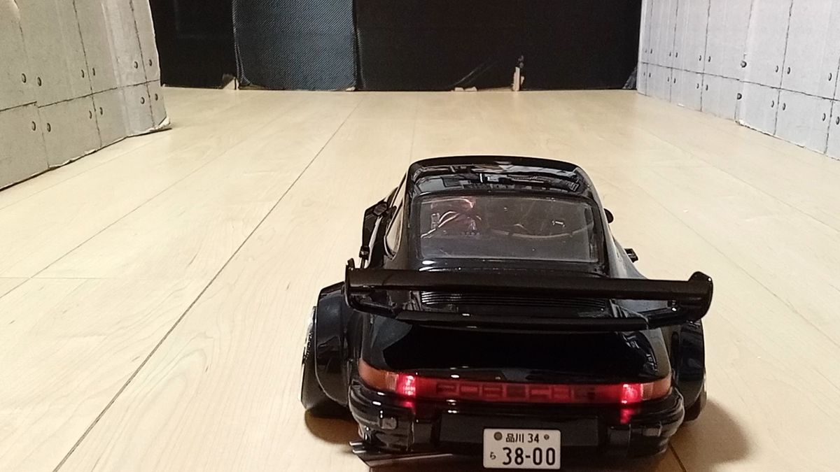タミヤ製 ブラックポルシェ934RSTURBO改 湾岸ミッドナイト ブラックバード仕様