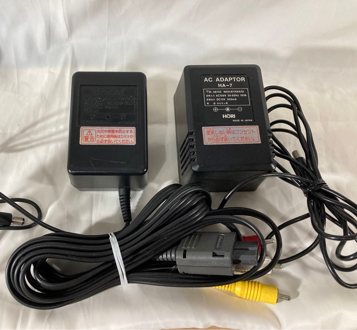 任天堂純正 ACアダプター HVC-002 ファミコン 任天堂純正 ACアダプター HVC-002 ファミコン