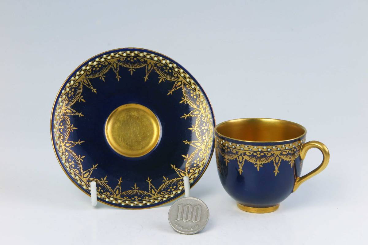  　ロイヤル・ウスター　 =　豪華金彩　・　ミニ・カップ&ソーサー 　 C900. (1級品) Dk.Blue+Gold+Jew._画像1