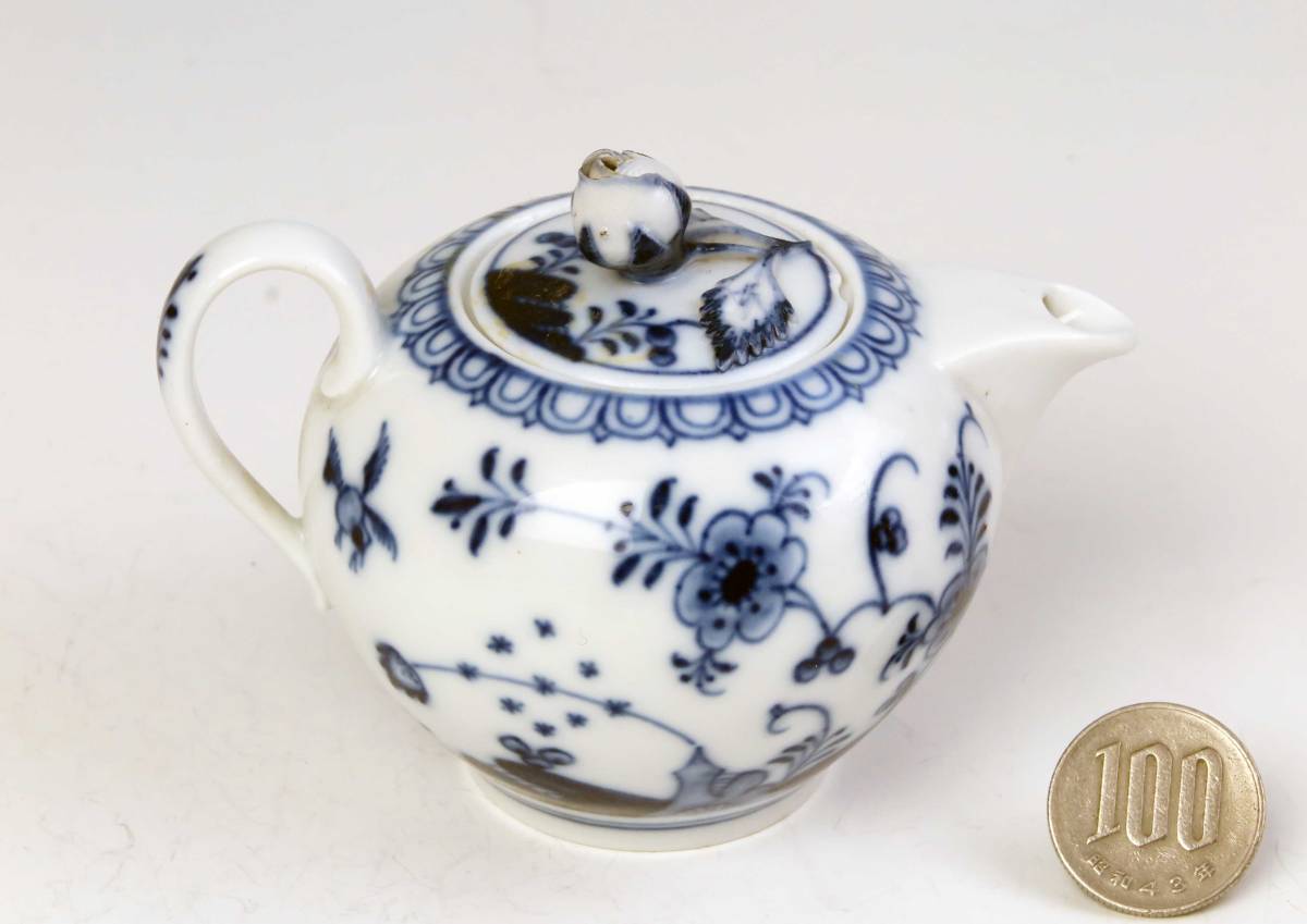 【 開梱 設置?無料 】 マイセン　　 Old - ミニ・Tea Pot　　 貴重品　ブルー・オニオン　（1級品) マイセン