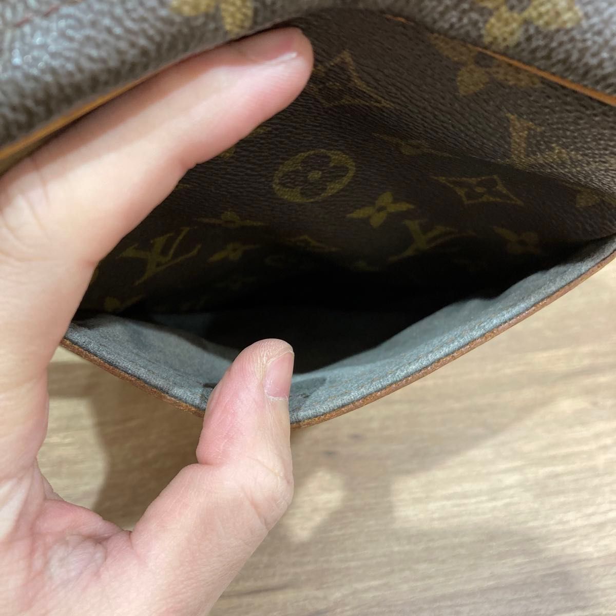 LOUIS VUITTON ルイヴィトン モノグラム ダヌーブ ショルダー LOUIS VUITTON ルイヴィトン モノグラム ダヌーブ ショルダー