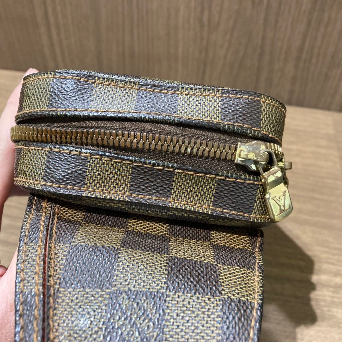 LOUIS VUITTON ルイヴィトン ダミエ エベヌ ジェロニモス ボディ LOUIS VUITTON ルイヴィトン ダミエ エベヌ ジェロニモス ボディ