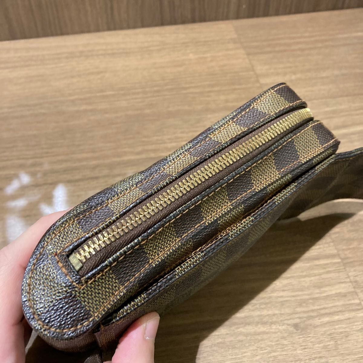 LOUIS VUITTON ルイヴィトン ダミエ エベヌ ジェロニモス ボディ LOUIS VUITTON ルイヴィトン ダミエ エベヌ ジェロニモス ボディ