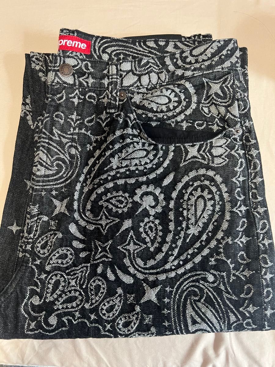 Supreme Bandana Jacquard Baggy Jean Supreme Bandana Jacquard Baggy Jean