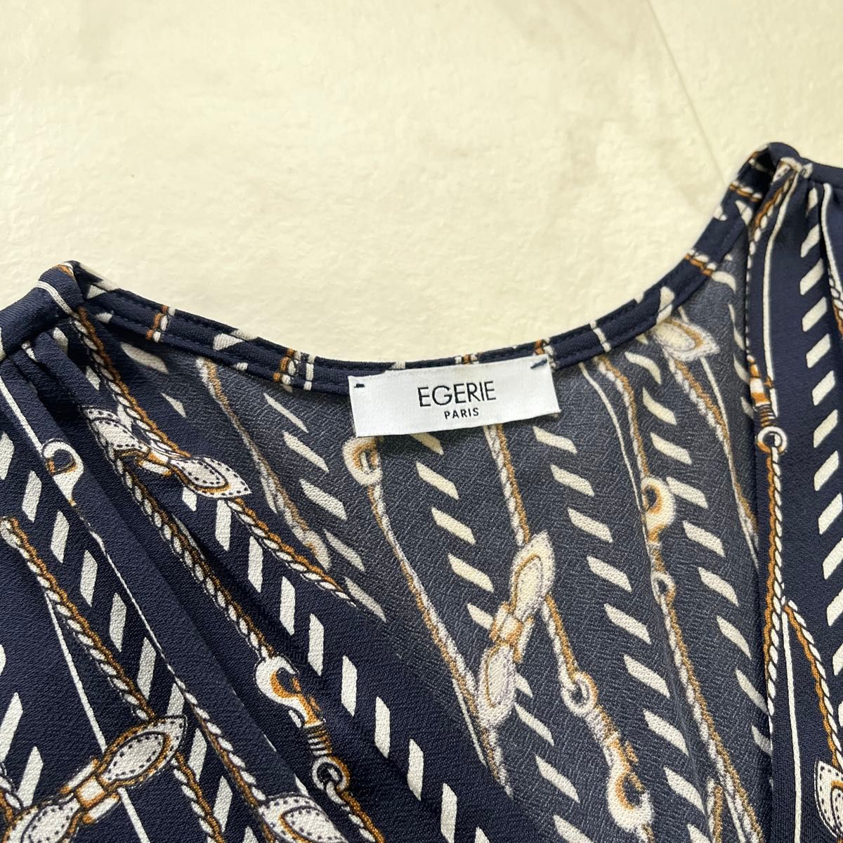 美品 EGERIE エジェリ カシュクール風ワンピース チェーン柄 美品 EGERIE エジェリ カシュクール風ワンピース チェーン柄