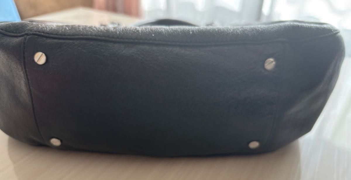 TORY BURCH トートバッグ ストラップ付き レザー 黒 ショルダー TORY BURCH トートバッグ ストラップ付き レザー 黒 ショルダー