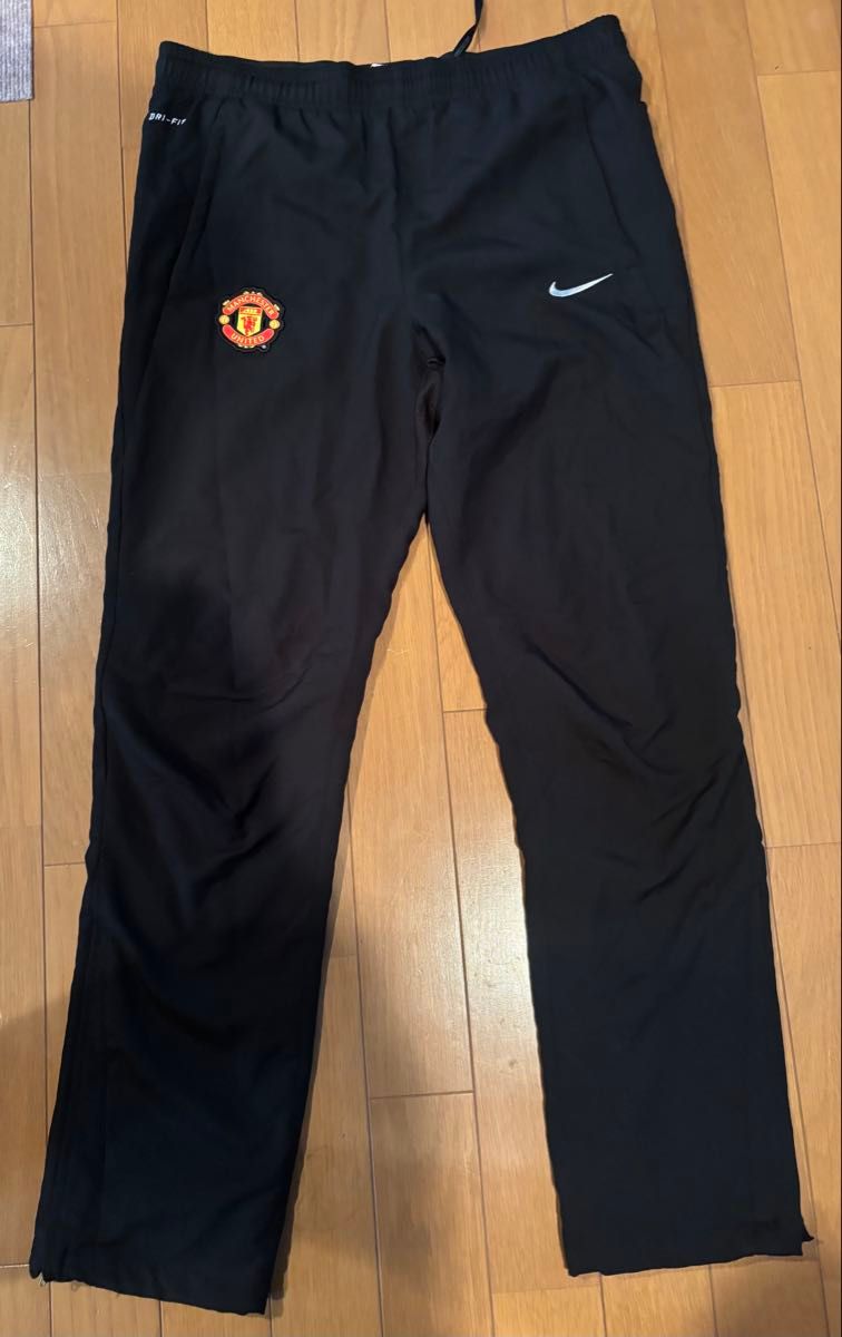 マンチェスターユナイテッド ジャージ 上下セット ナイキNIKE マンチェスターユナイテッド ジャージ 上下セット ナイキNIKE