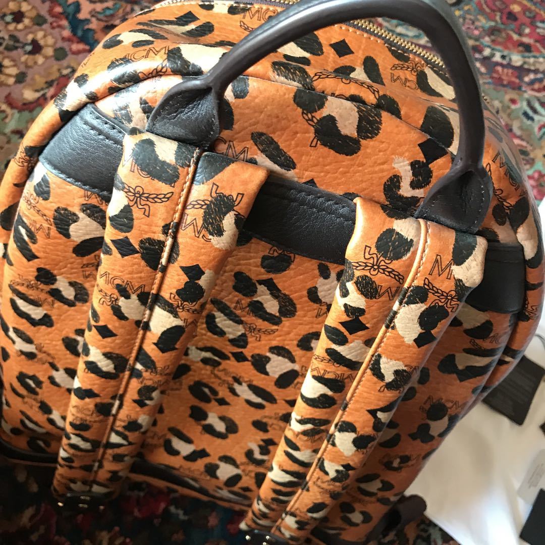 50%OFF!】【50%OFF!】レオパード柄のMCMリュックサック リュック