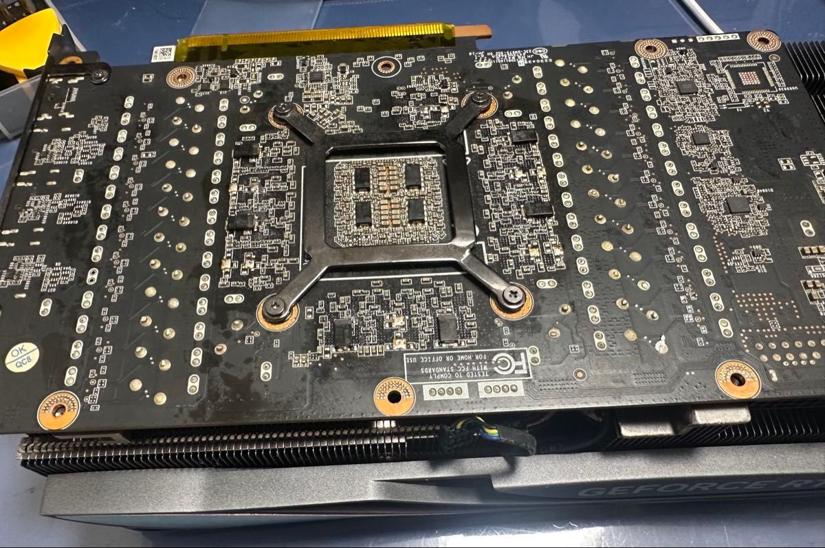 ジャンク品】ZOTAC GeForce RTX 4090(GPU・メモリなし)|Yahoo ジャンク品】ZOTAC GeForce RTX 4090(GPU・メモリなし)|Yahoo