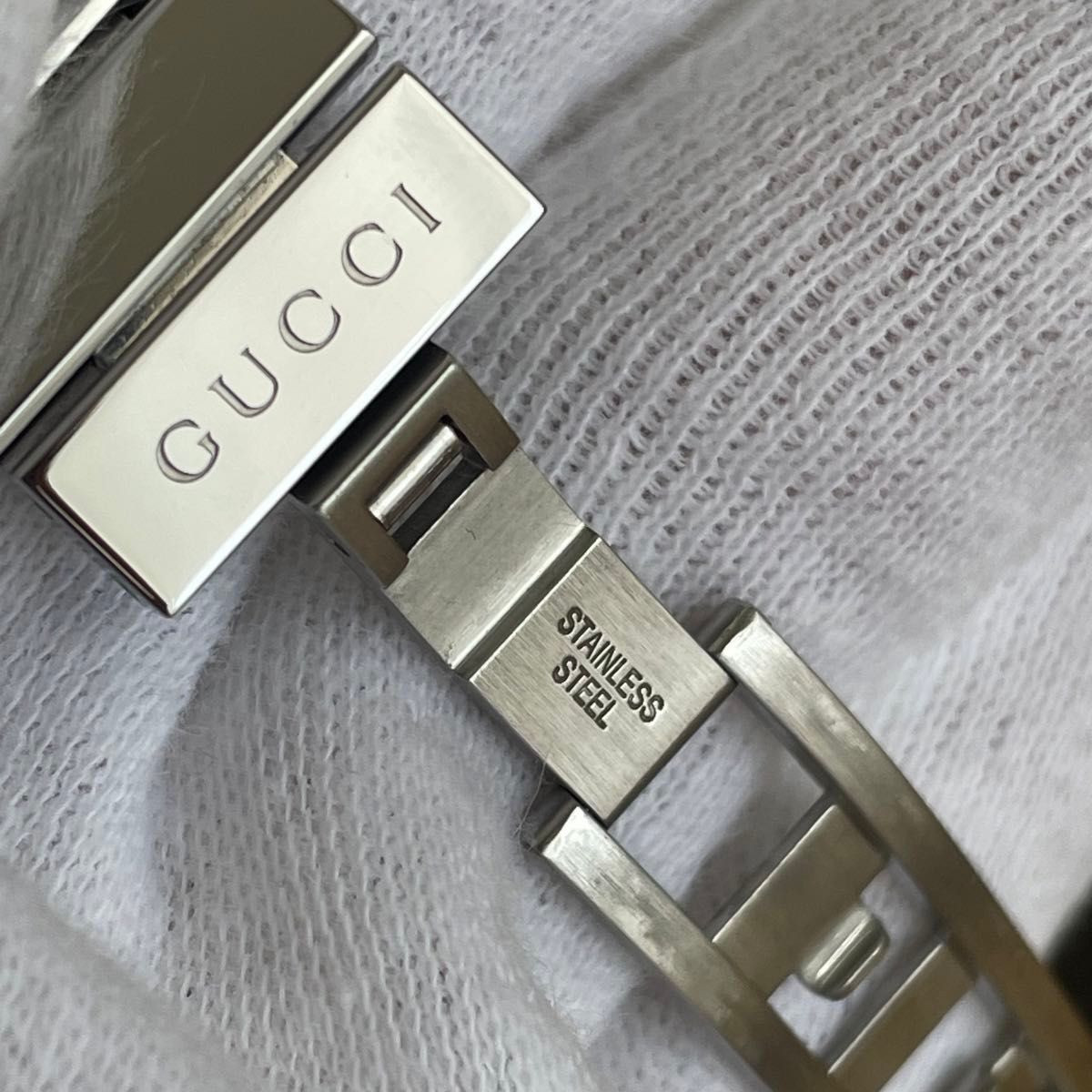 新品同様 極美品 GUCCI グッチ インターロッキング ダイヤ 新品同様 極美品 GUCCI グッチ インターロッキング ダイヤ