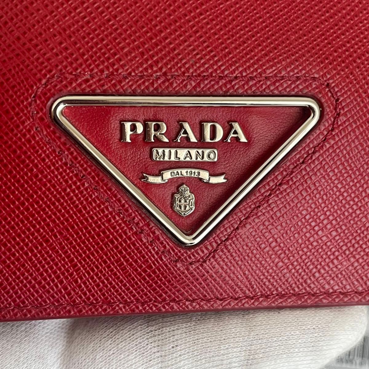 激レア 美品 PRADA プラダ 二つ折り財布 ミニ財布 サフィアーノ 激レア 美品 PRADA プラダ 二つ折り財布 ミニ財布 サフィアーノ