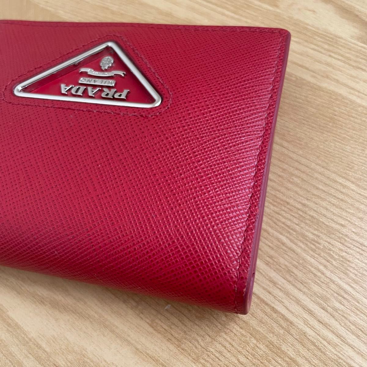 激レア 美品 PRADA プラダ 二つ折り財布 ミニ財布 サフィアーノ 激レア 美品 PRADA プラダ 二つ折り財布 ミニ財布 サフィアーノ