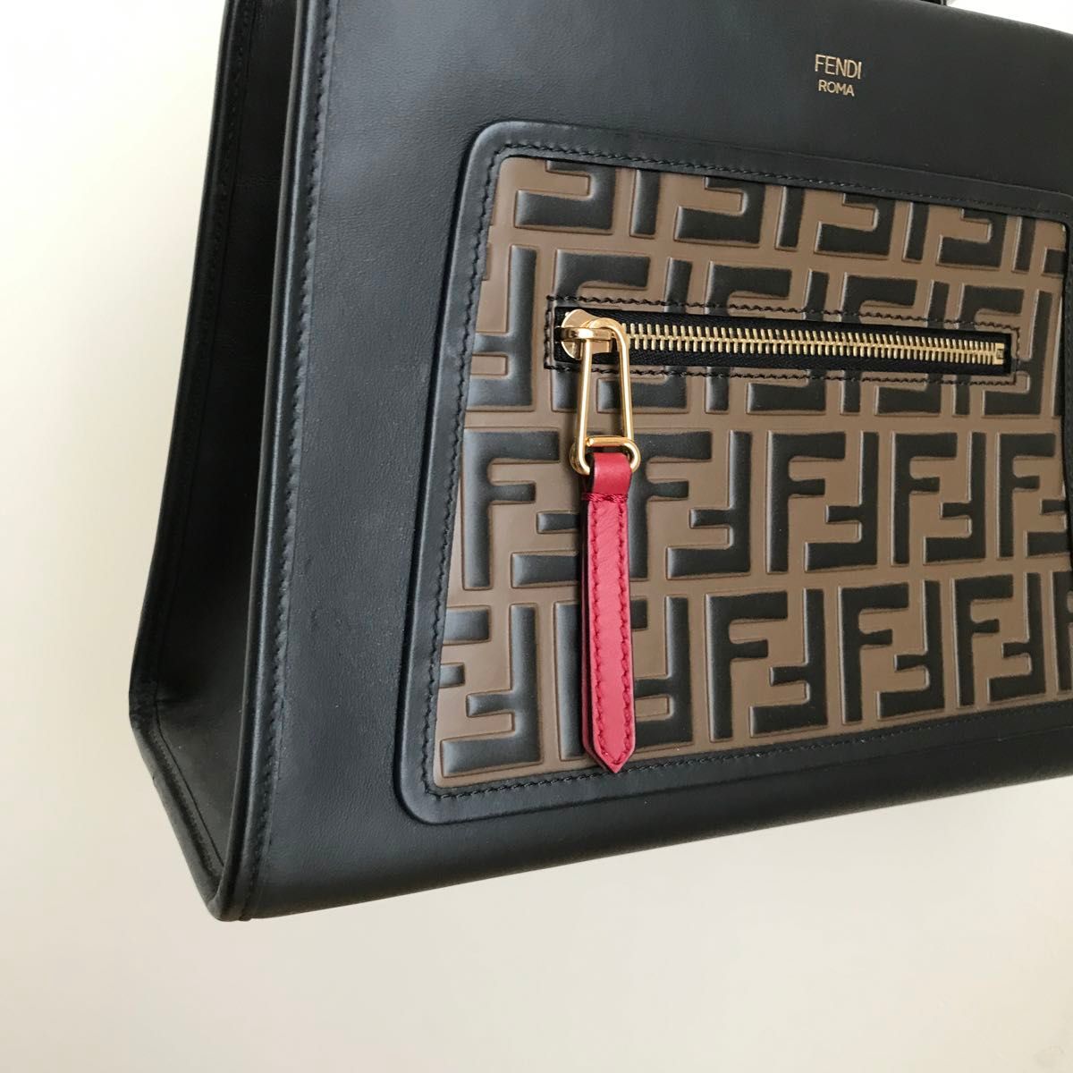 美品 FENDI フェンディ ラナウェイ 2way ショルダーバッグ 美品 FENDI フェンディ ラナウェイ 2way ショルダーバッグ