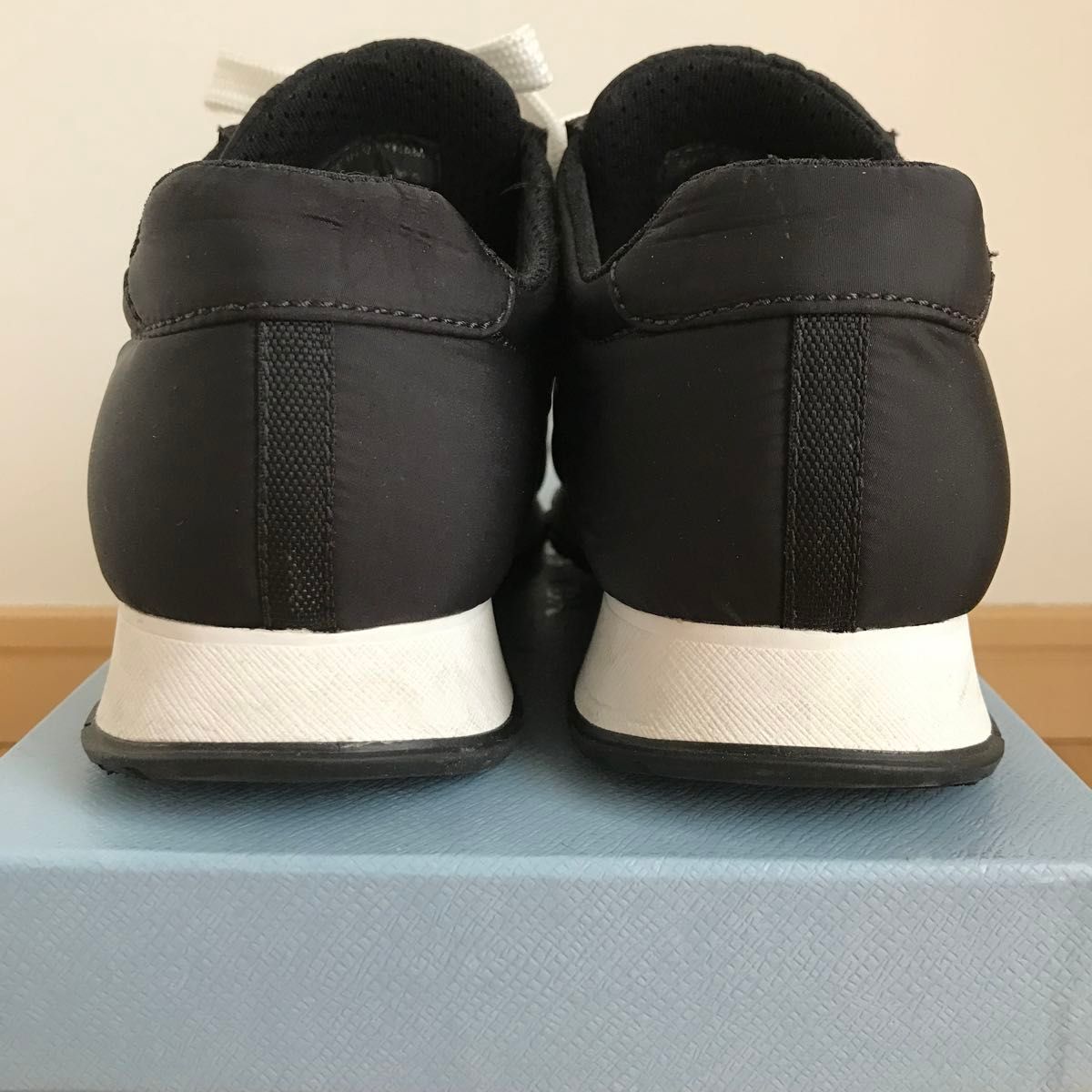 美品 PRADA プラダ スニーカー 36ハーフ 23 5㎝ 黒 ブラック 美品 PRADA プラダ スニーカー 36ハーフ 23 5㎝ 黒 ブラック