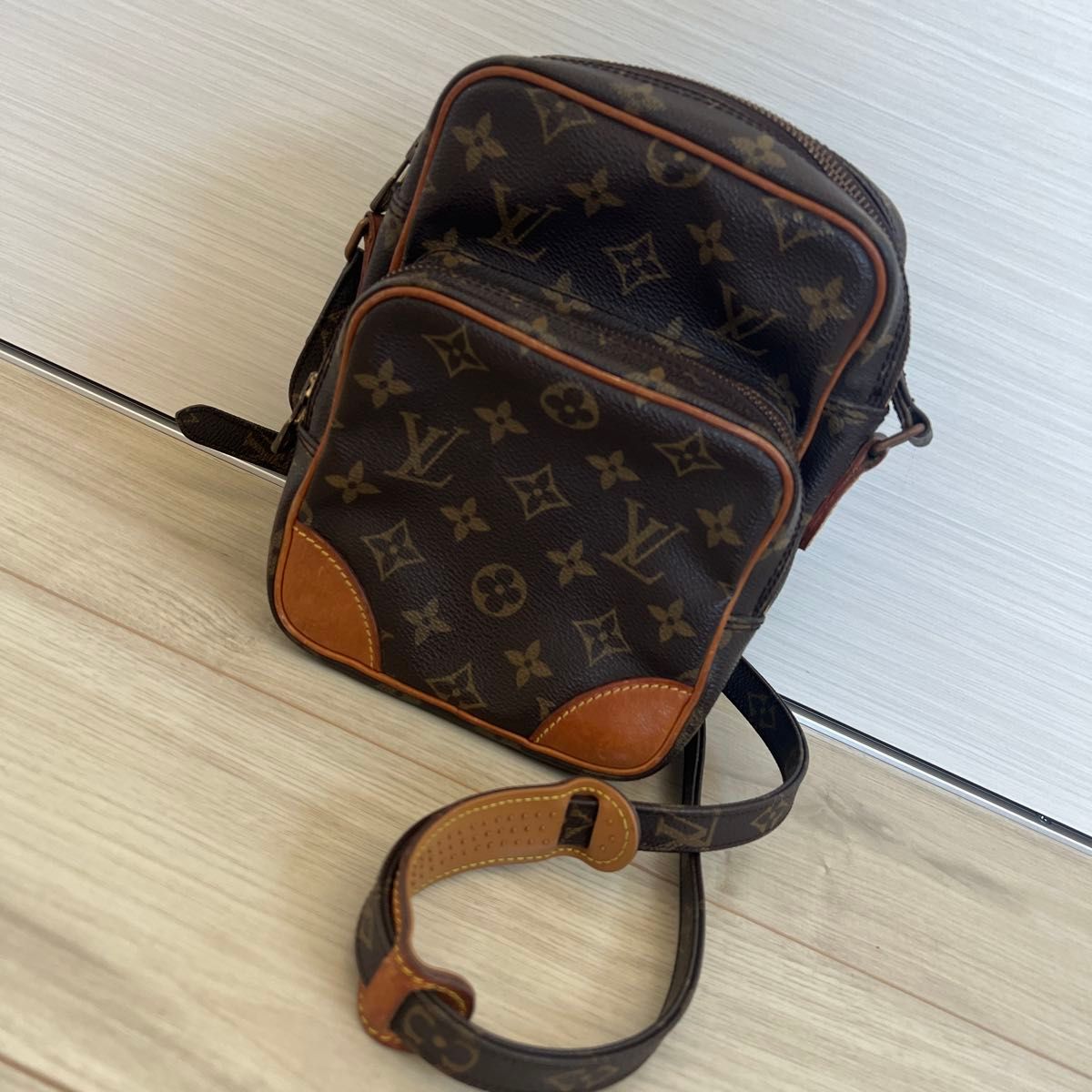 LOUIS VUITTON ルイヴィトン モノグラム アマゾン ショルダー LOUIS VUITTON ルイヴィトン モノグラム アマゾン ショルダー