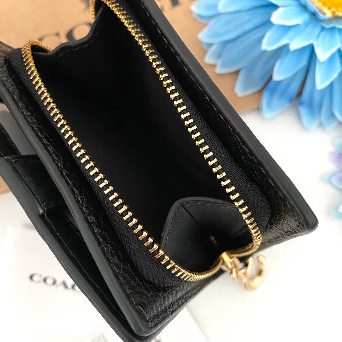 新品 COACH コーチ 折り財布 ブラック レザー|Yahoo!フリマ(旧 新品 COACH コーチ 折り財布 ブラック レザー|Yahoo!フリマ(旧