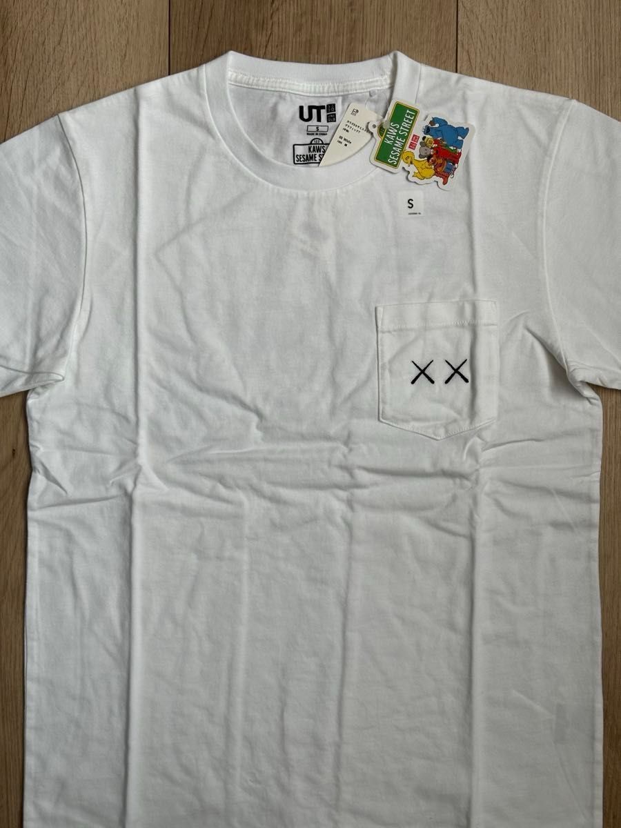 新品】UNIQLO UT × KAWS × SESAME STREET ユニクロ UT×カウズ 新品】UNIQLO UT × KAWS × SESAME STREET ユニクロ UT×カウズ
