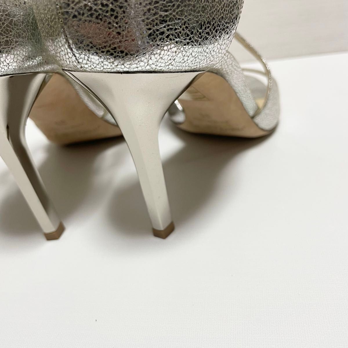 JIMMY CHOO ジミーチュウ アンクルストラップ パンプス シルバー JIMMY CHOO ジミーチュウ アンクルストラップ パンプス シルバー