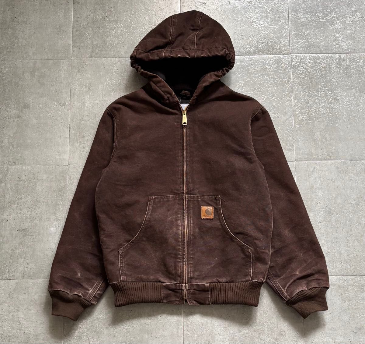 Carhartt カーハート アクティブジャケット ブラウン フェード Carhartt カーハート アクティブジャケット ブラウン フェード