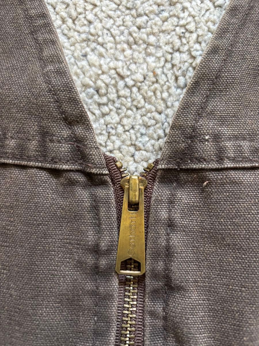 USA製 Carhartt カーハート ダックベスト ブラウン Mサイズ USA製 Carhartt カーハート ダックベスト ブラウン Mサイズ