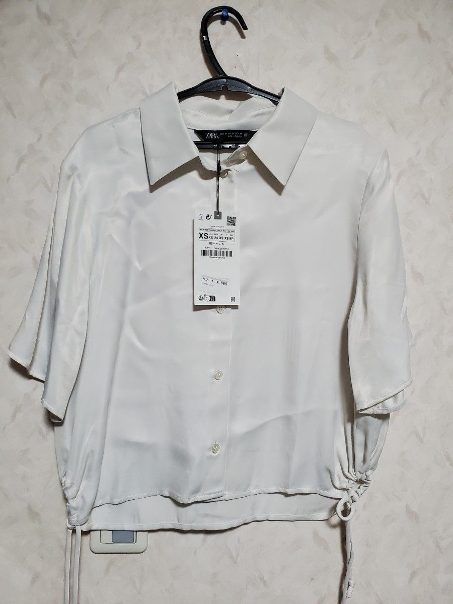 新品 ZARA ドローストリング サテン シャツ XSサイズ オフ 新品 ZARA ドローストリング サテン シャツ XSサイズ オフ