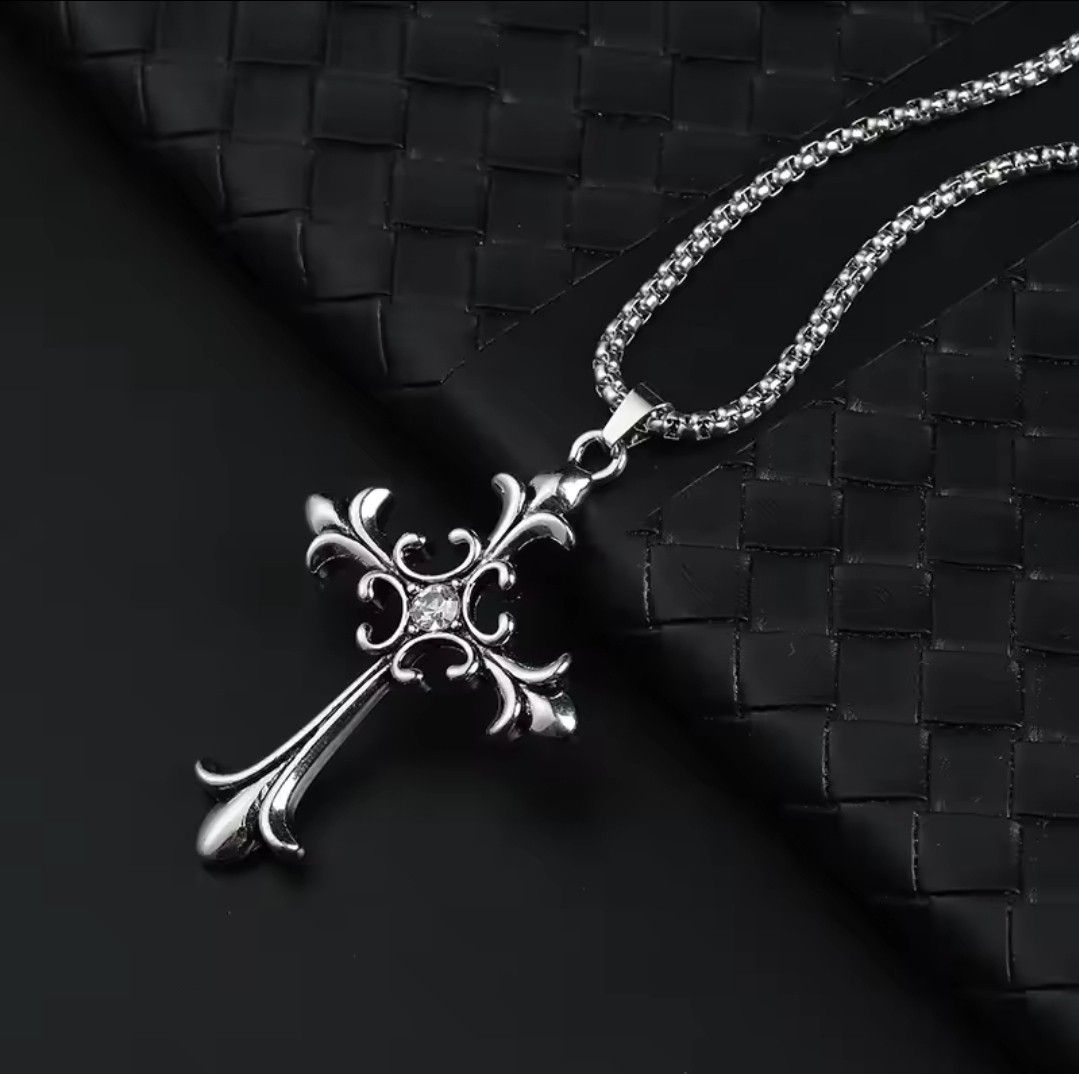 十字架 シルバー ネックレス ペンダント メンズ アクセサリー 十字架 シルバー ネックレス ペンダント メンズ アクセサリー