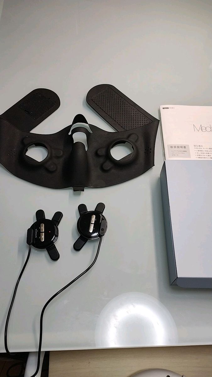 YA-MAN EPM-18BB一式セット メディリフト プラス ウェアラブル YA-MAN EPM-18BB一式セット メディリフト プラス ウェアラブル