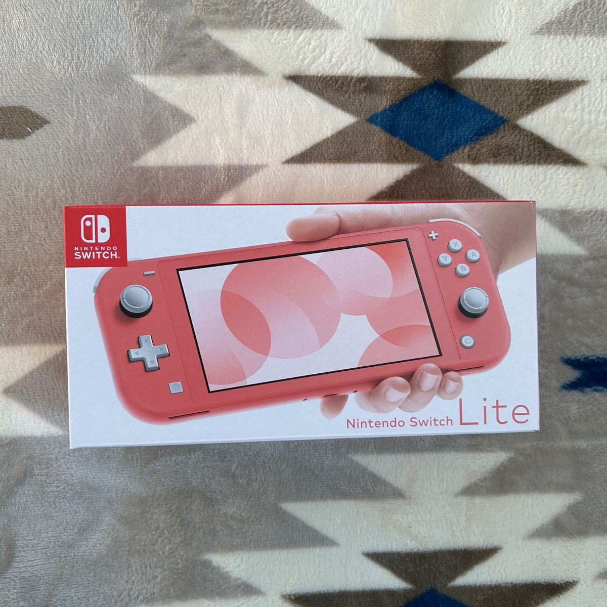 NINTENDO Switch lite ニンテンドースイッチライト コーラル NINTENDO Switch lite ニンテンドースイッチライト コーラル