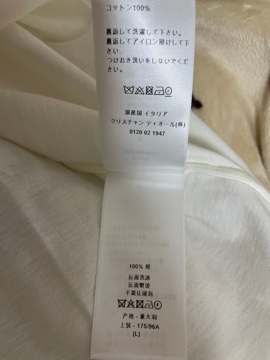 新品タグ付CHRISTIAN DIOR Tシャツ カットソー ディオール 新品タグ付CHRISTIAN DIOR Tシャツ カットソー ディオール