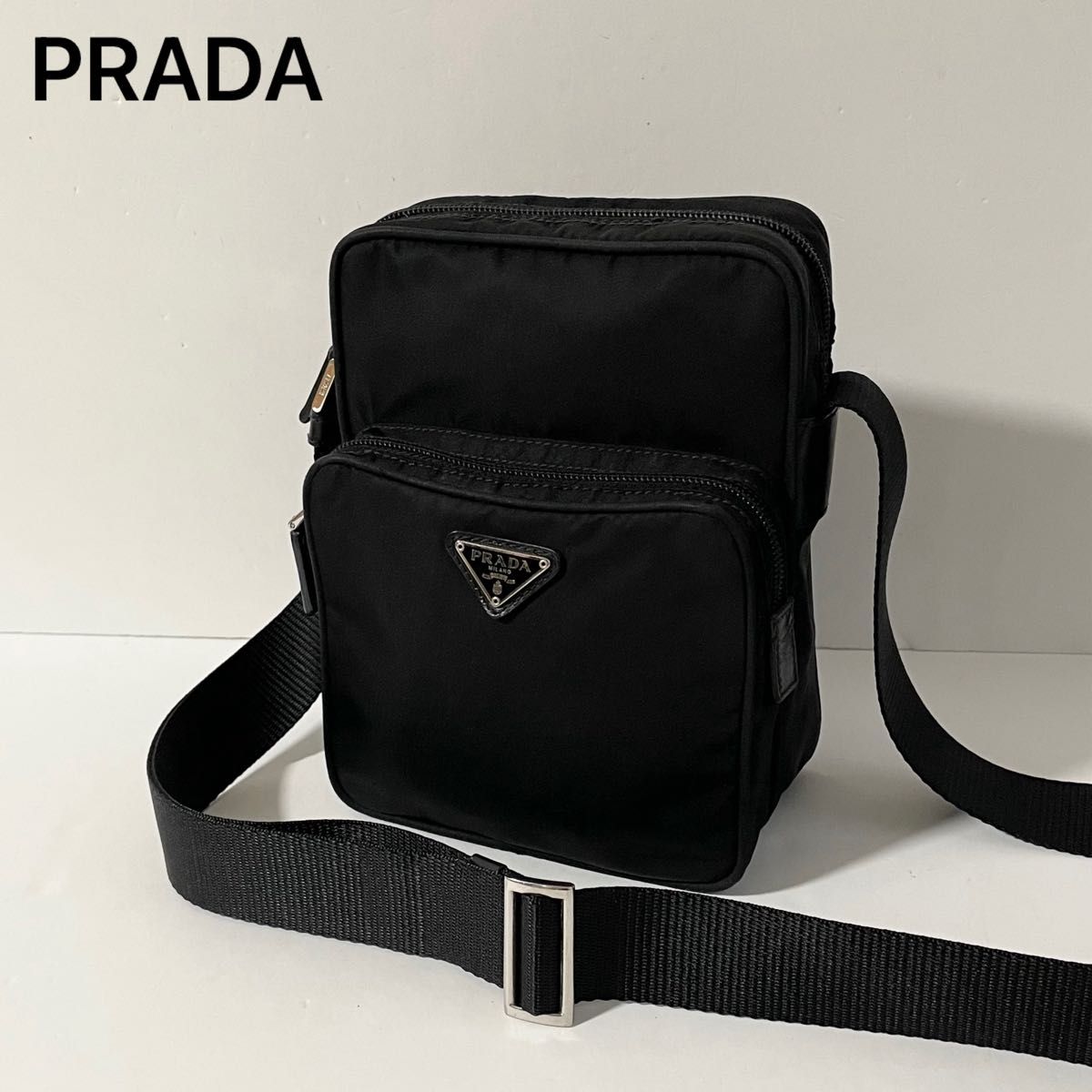極美品】PRADA プラダ アマゾン型 ショルダーバッグ ナイロン 極美品】PRADA プラダ アマゾン型 ショルダーバッグ ナイロン